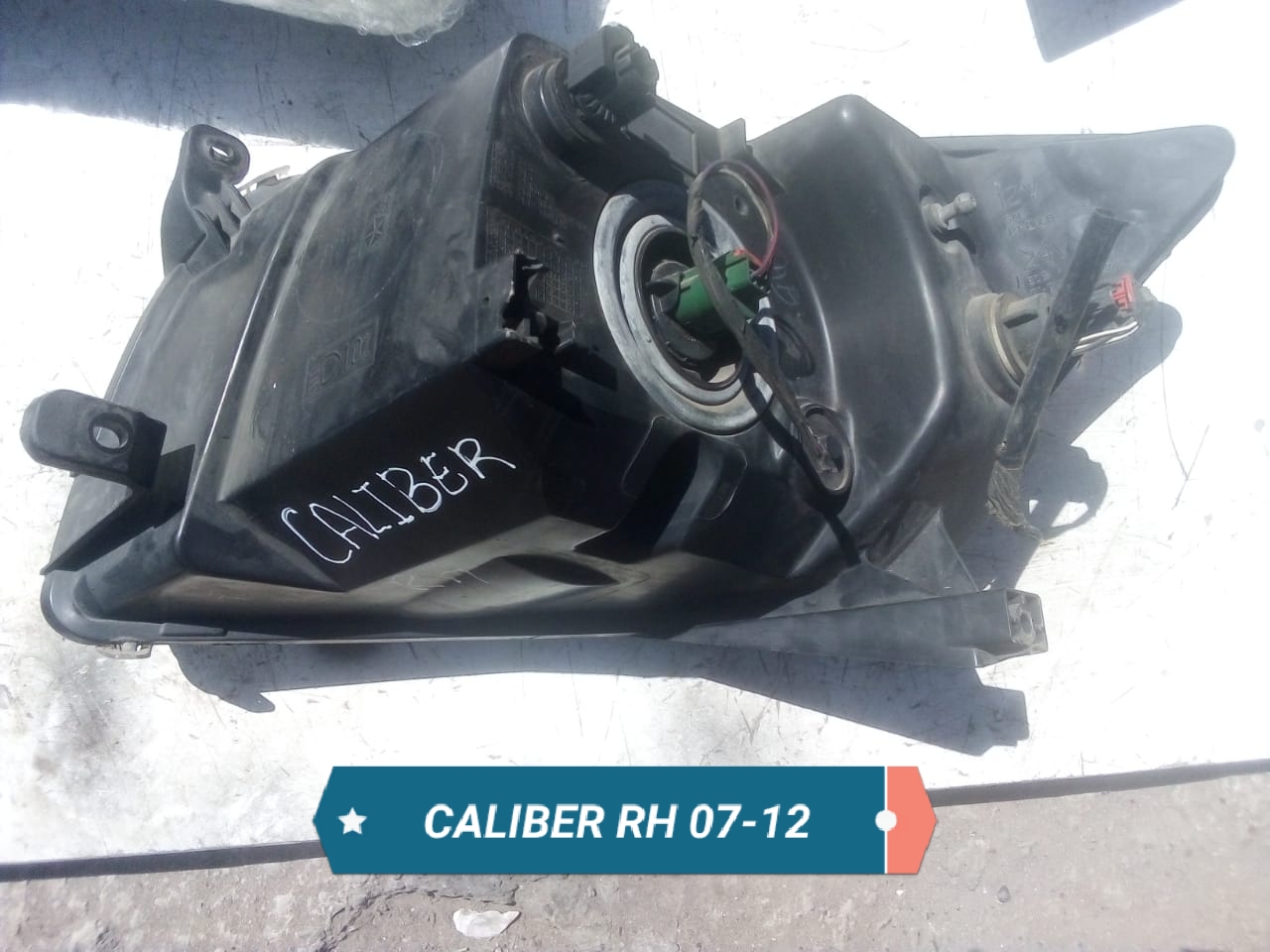 FARO DELANTERO DERECHO DODGE CALIBER 2007 AL 212